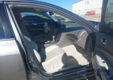 2011 Infiniti G25 Journey from USA, damaged, VIN JN1DV6AP0BM600307